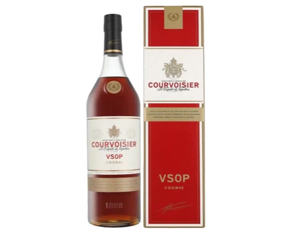Коньяк КУРВУАЗЬЕ VSOP 40% 1л п/у / интернет-магазин напитков Лоза в Улан-Удэ