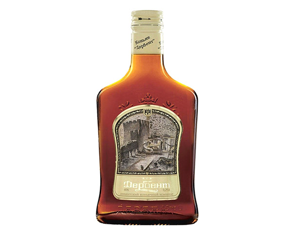 Коньяк России ДЕРБЕНТ Трехлетний 250мл фляжка / интернет-магазин напитков Лоза в Улан-Удэ