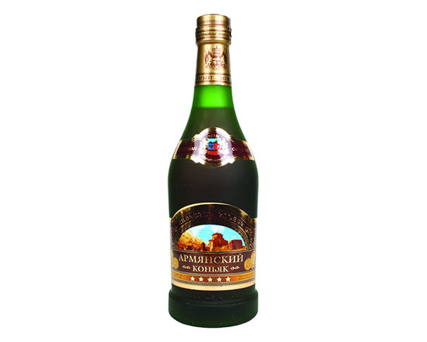 Коньяк АРМЯНСКИЙ 5 лет 40% 500мл (Тавинко ВКЗ) / интернет-магазин напитков Лоза в Улан-Удэ