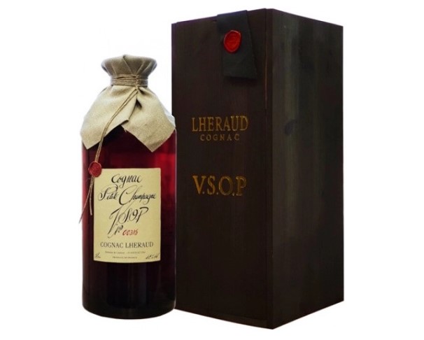 Коньяк ЛЕРО VSOP 40% 5л п/у (дерево) / интернет-магазин напитков Лоза в Улан-Удэ