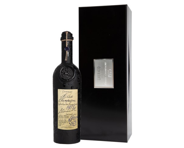 Коньяк ЛЕРО Птит Шампань 1975 47% 700мл п/у (дерево) / интернет-магазин напитков Лоза в Улан-Удэ