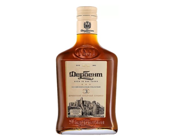 Коньяк России ДЕРБЕНТ Три звездочки 40% 250мл / интернет-магазин напитков Лоза в Улан-Удэ